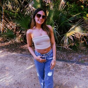 Meet your Posher, Lucy